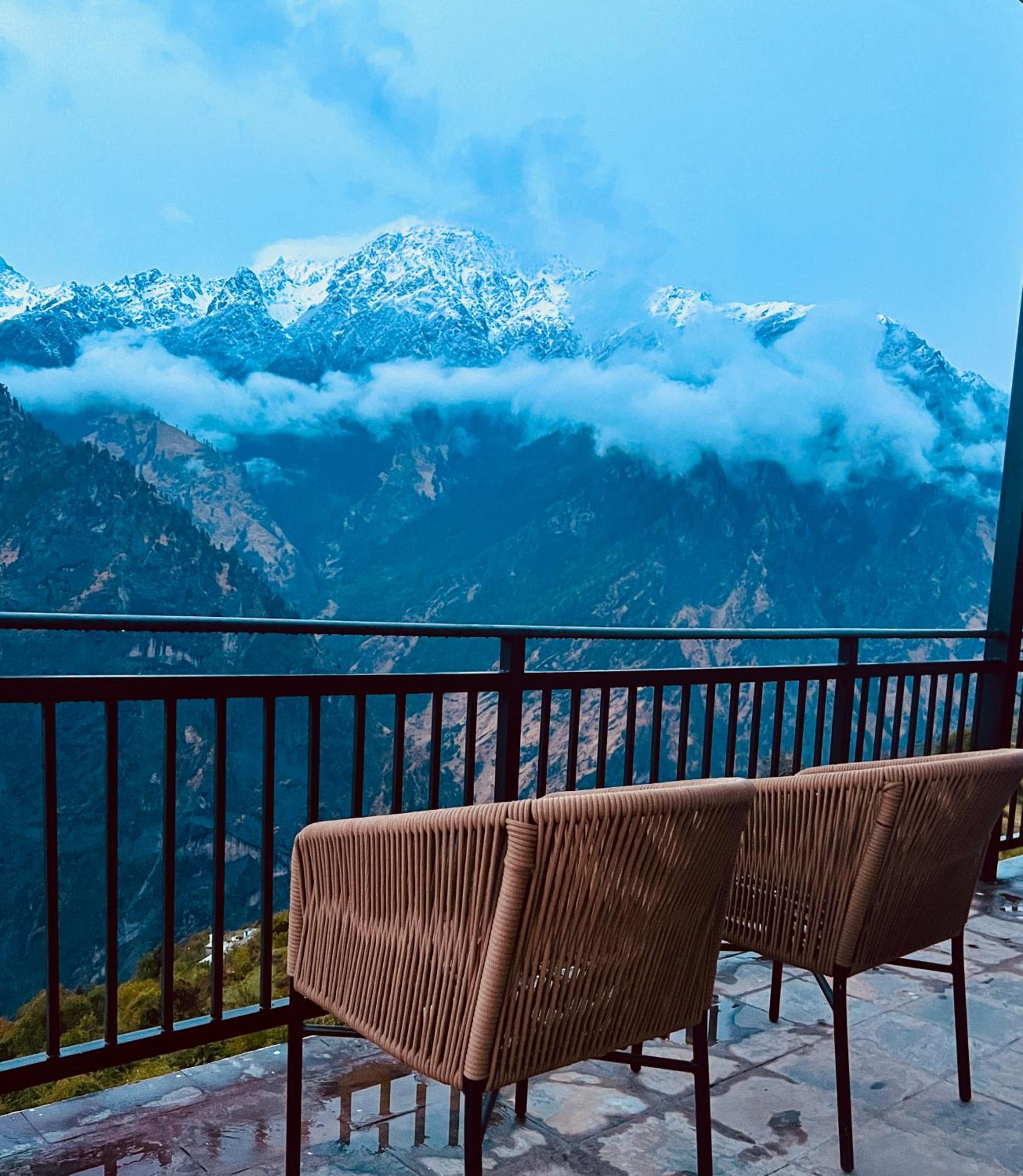 Faraway Cottages, Auli Джошимат Экстерьер фото