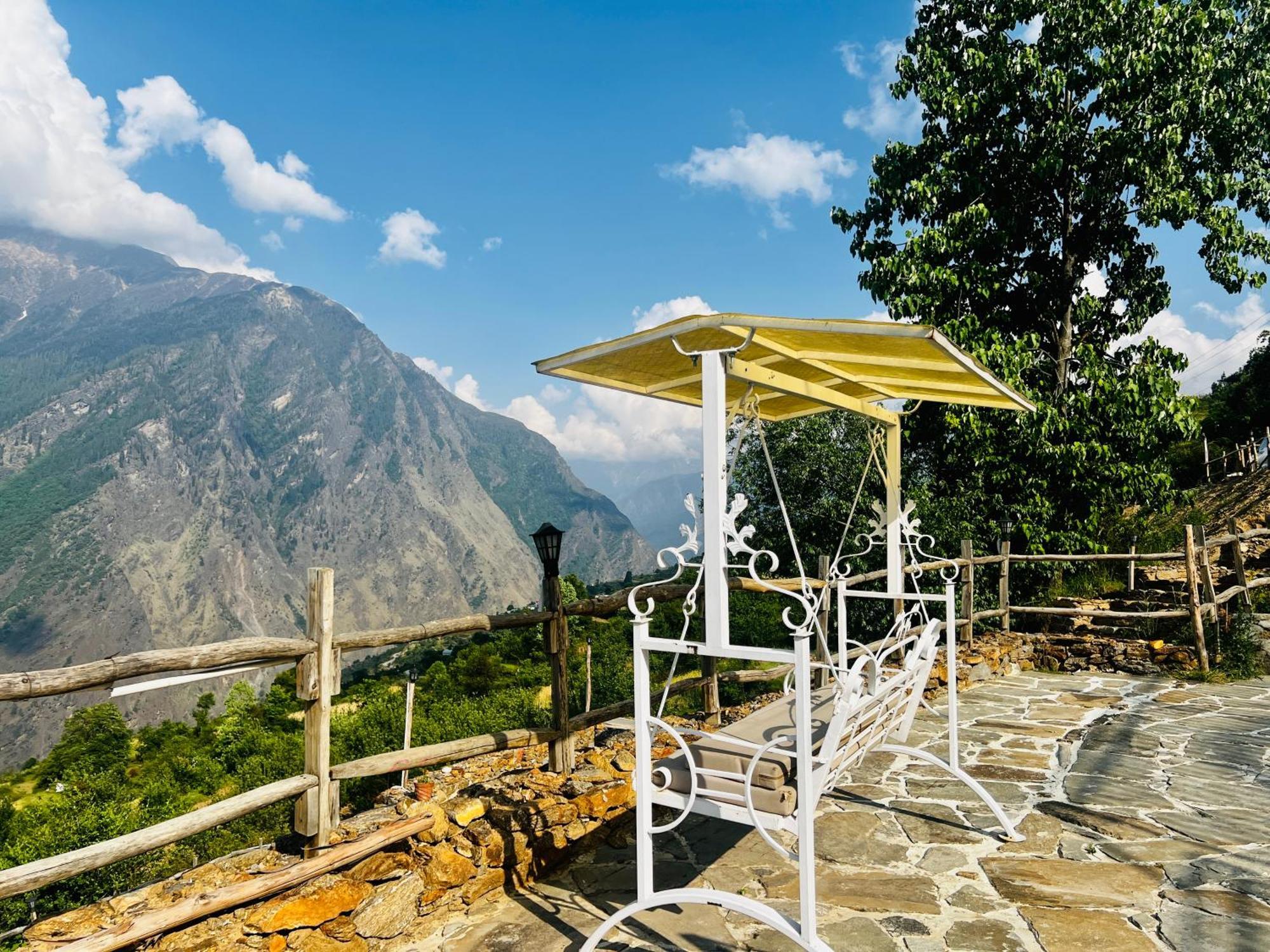 Faraway Cottages, Auli Джошимат Экстерьер фото